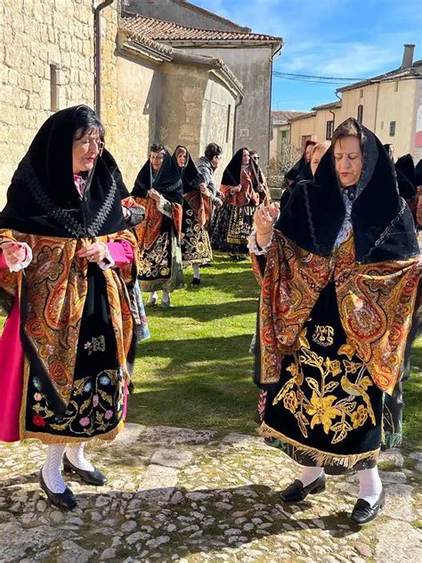 Las Im Genes De La Procesi N De Las Guedas En Tiedra El Norte De