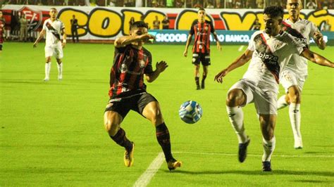 Vitória é derrotado pelo Atlético GO em casa e perde a invencibilidade