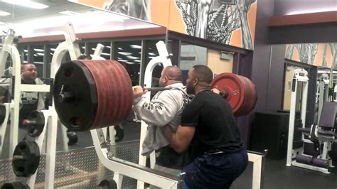 Dan Saxton 765 Lbs Squats January 2014 Youtube