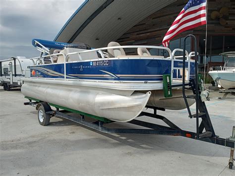 New Sun Tracker Fishing Barge Dlx Marrero Boat Trader