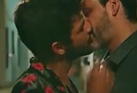 Em dia de decisão do STF TV Globo exibe beijo gay em Sob Pressão Metrópoles