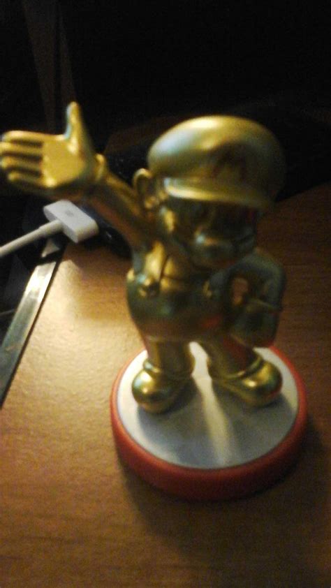 There is a special perk for using the gold Mario amiibo in Mario Party 10