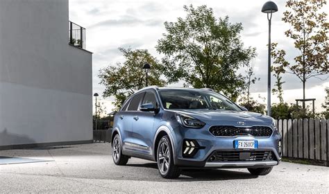 Kia Niro Il Nuovo Restyling Del Crossover Tre Volte Elettrico Wired