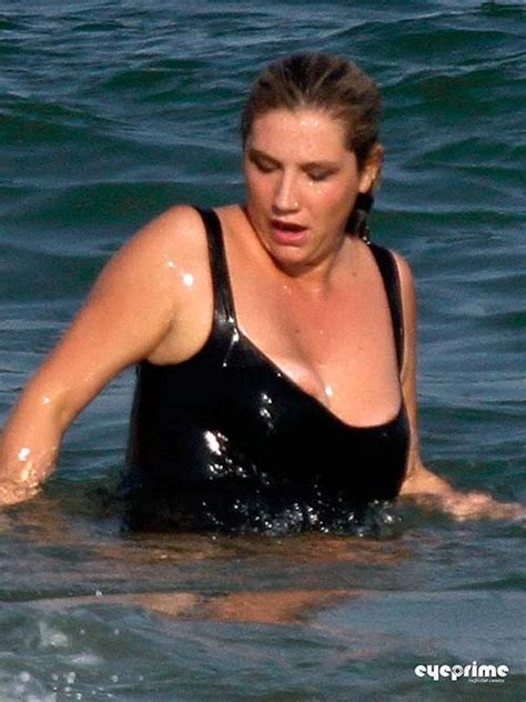 Kesha Sebert Sexy And Hot Bikini And Nipple Slip Paparazzi Photos Porn Pictures XXX Photos Sex