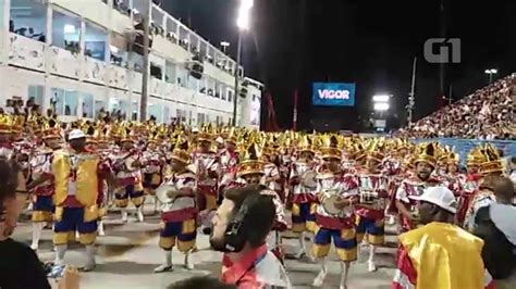 Vídeo Imagens mostram comissão de frente da Viradouro Carnaval G1