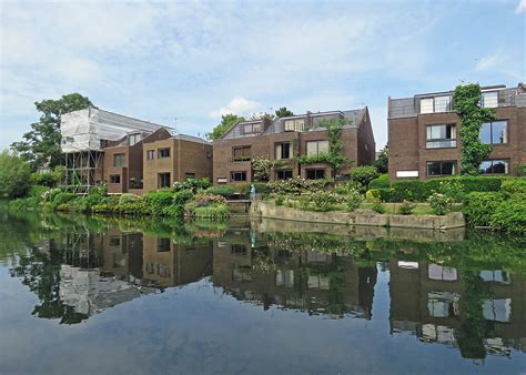 Roses By The River John Sutton Cc By Sa 2 0 Geograph Britain And