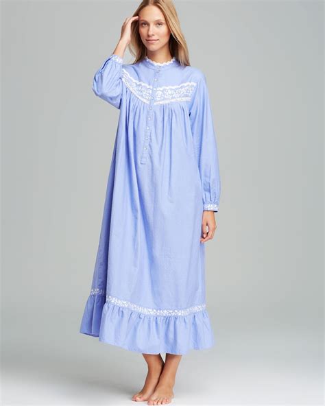 Eileen West Romantic Vines Long Sleeve Flannel Ballet Nightgown In Blue