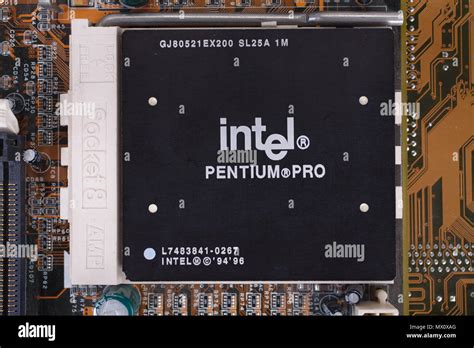 Pentium hi-res stock photography and images - Alamy
