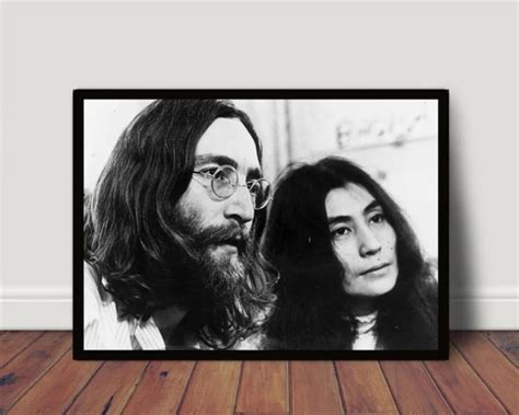 Quadro Decorativo Poster C Moldura John Lennon Yoko P4947 Elo7