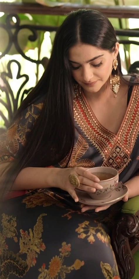 Pin On Sonam Bajwa Suits Bollywood Actress Hot Photos Bollywood Actress Bollywood Actress Hot