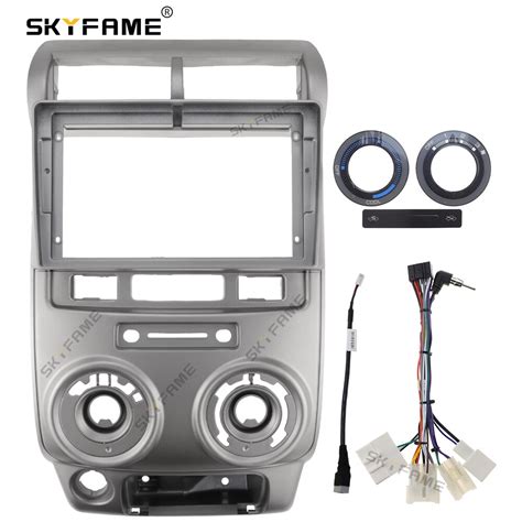 SKYFAME Car Frame Fascia Adapter Android Radio Dash Fitting Panel Kit