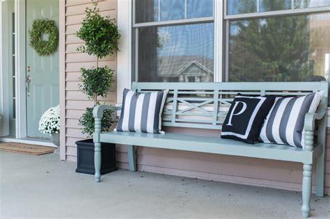 8 Amazing Front Porch Bench For 2024 Storables