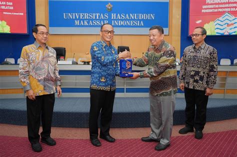 Siapkan Beasiswa S S Dan S Rektor Unhas Prof Zudan Sangat