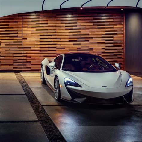 The Official Website of McLaren Automotive | FR