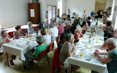 Orthez Un Repas De Fêtes Pour Les Aînés La République Des Pyrénéesfr