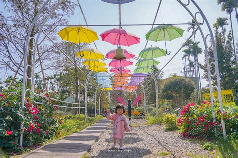 南投名間景點》茶二指故事館，茶園秘境喝珍奶，門票100元可以折抵消費50元 小腹婆大世界