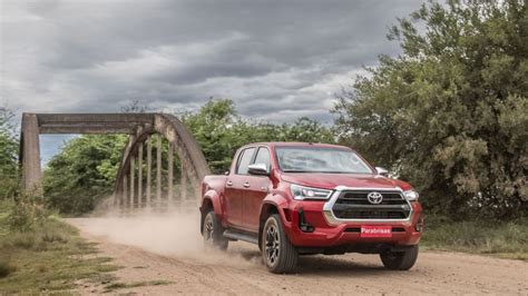 La Toyota Hilux Fue La Pick Up M S Vendida Del Mes Parabrisas