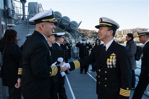 Dvids Images Jmsdf Escort Division Change Of Command Ceremony