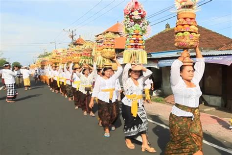 Banjar Nesa Kembali Gelar Mapeed Bali Express