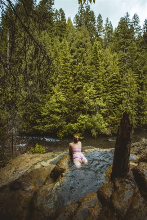 MUST KNOW Tips For Visiting Umpqua Hot Springs Oregon