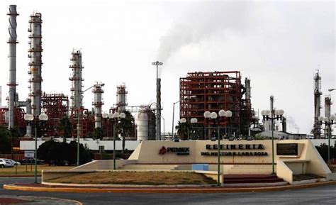 Explosiones en refinería de Cadereyta Nuevo León deja 5 lesionados