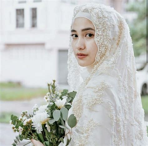 Wedding Dress Simple Hijab