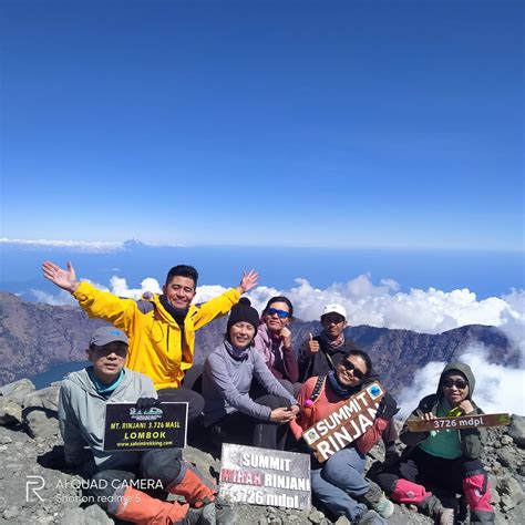 Mount Rinjani Trekking Guide Salvin Trekking