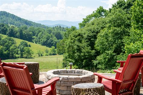 Spend Your Spring Break in the NC Smokies | Blog | Visit NC Smokies