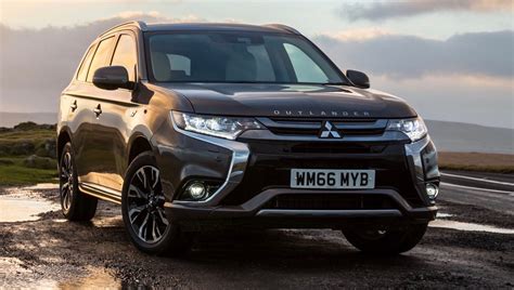 Mitsubishi Outlander Phev Updates Greencarguide Co Uk