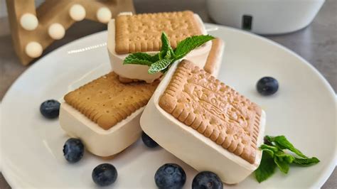 МОРОЖЕНОЕ-СЭНДВИЧ из 3-х ингредиентов | Ice Cream Sandwich - YouTube