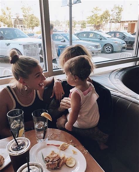 September 5 Hailey And Justin With A Baby At Zinburger Wine And Burger