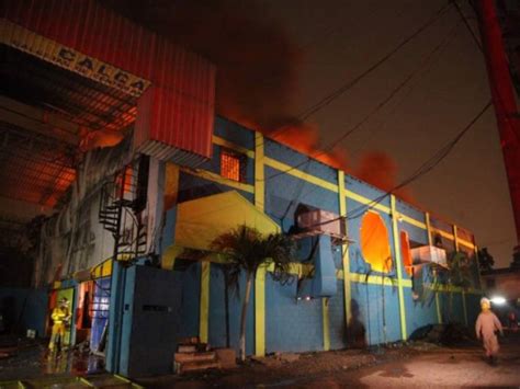 Las Impactantes Im Genes Del Incendio En La Bodega De Sps