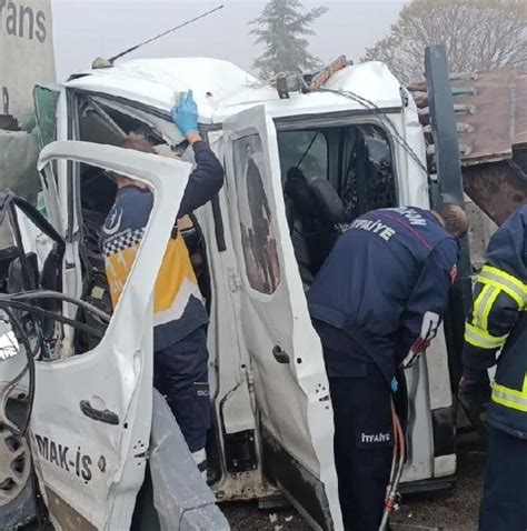 Amasya Da Sis Nedeniyle Meydana Gelen Trafik Kazalar Nda Ki I