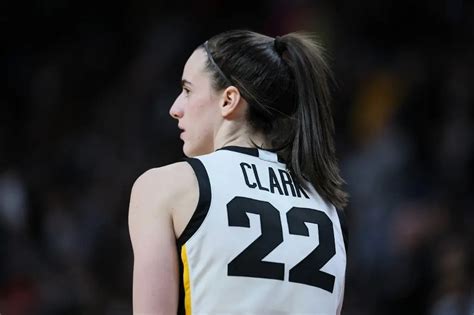 Iowa Hawkeyes To Retire Caitlin Clarks No Jersey