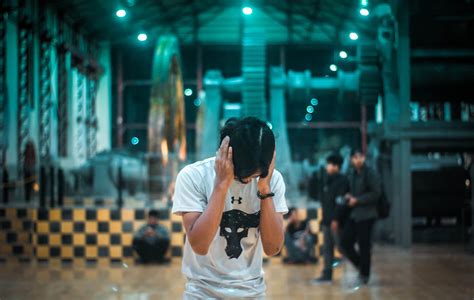 remove possessions  remove visual noise