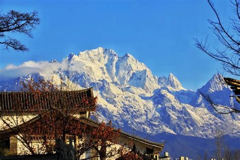 云南丽江玉龙雪山，冬财经头条