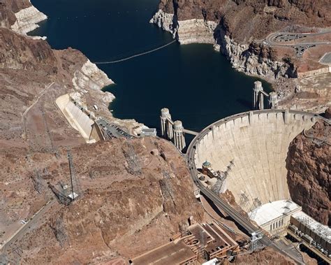 13 Fascinating Dams From Around The World IE