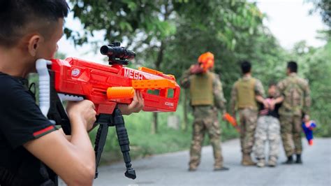 Battle Nerf War Couple Swat Nerf Guns Three Enemies Fight To Revenge