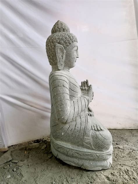 Escultura de buda de piedra volcánica chakra y mala 80 cm