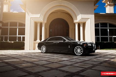 Luxurious Rolls Royce Ghost Enhanced With Custom Wheels by Vossen ...