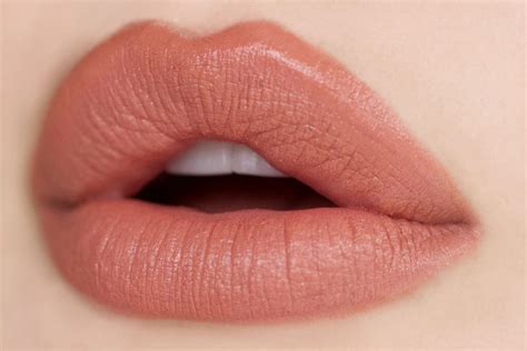 The Best Nude Lip Liner And Lipstick Combos