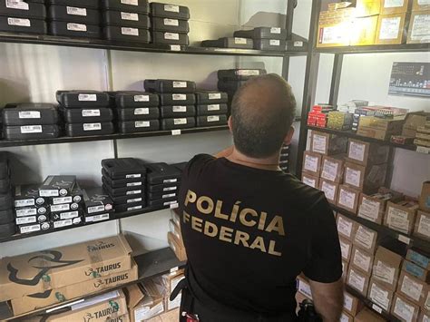 Polícia Federal estoura depósito clandestino e apreende mais de 200