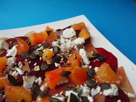 Sécotine fait sa maligne Salade comme un carpaccio de chou rave et