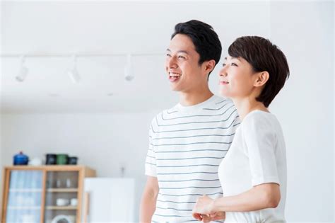 夫婦が似てくる理由は、心理学的にも、遺伝子レベルでも説明できる！ 一般社団法人 日本産業カウンセラー協会ブログ 「働く人の心ラボ」