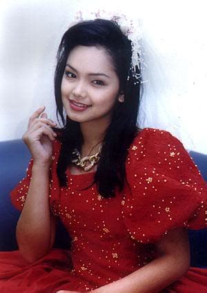 trilibrium: GAMBAR DATO' SITI NURHALIZA DULU HINGGA SEKARANG