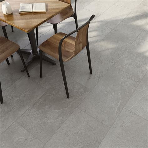 outside floor tiles design | Realgres