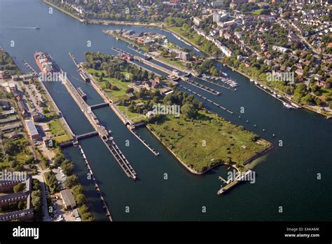 Schleusen Kiel Holtenau N Rdlichen Ende Des Nord Ostsee Kanals Nord