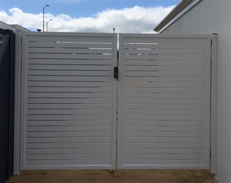 Aluminium Slat Gates Surf Mist In Baldivis — Greenline Fencing And Gates