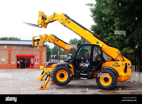 Jcb 14m Telehandler Hi Res Stock Photography And Images Alamy