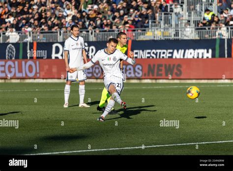 Asllani Kristjan Fc Internazionale During Serie A Match Venezia Fc Vs